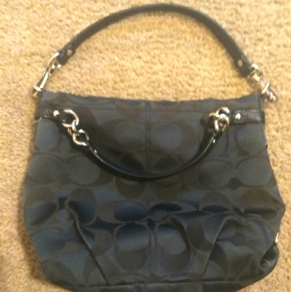 Authentic Coach - Picture 2 of 7